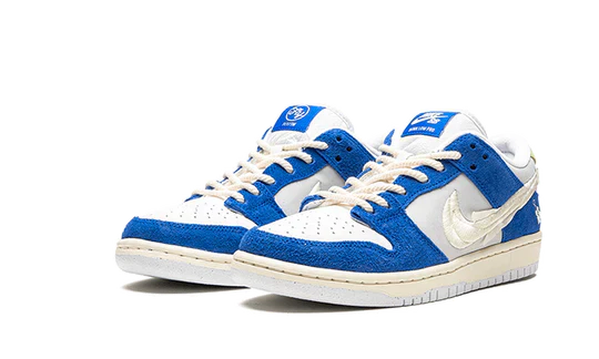 Fly Streetwear x Nike SB Dunk Low Pro