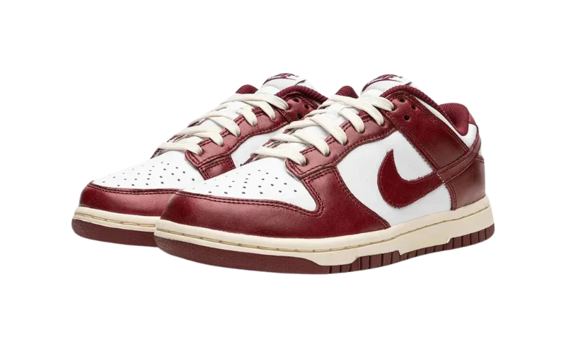 Nike Dunk Low PRM Team Red (W)