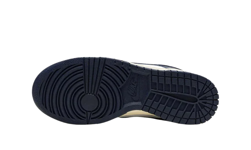 Nike Dunk Low 'Vintage Navy' (W)