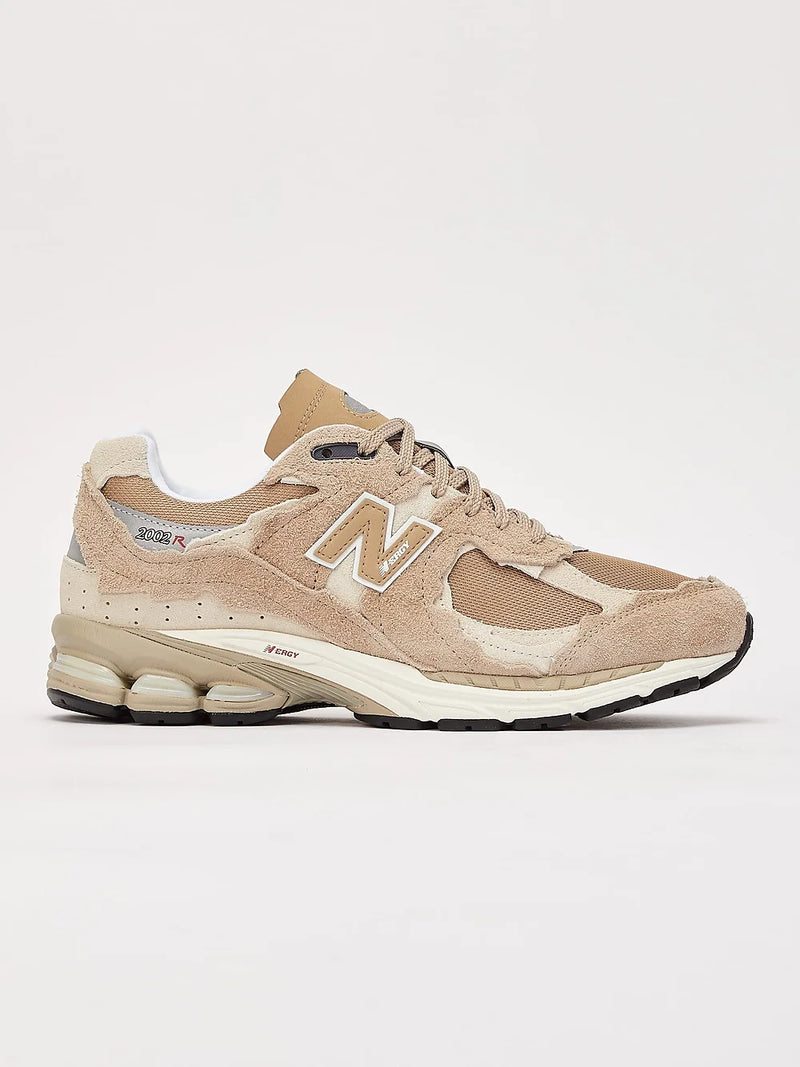 NB 2002R TAN BEIGE